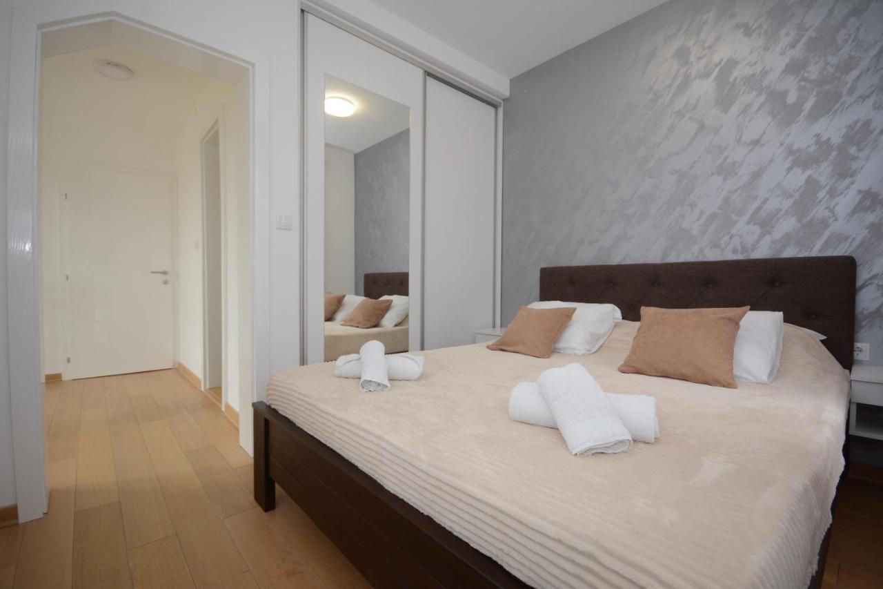 Aparthotel Crown House à Vrnjačka Banja Extérieur photo