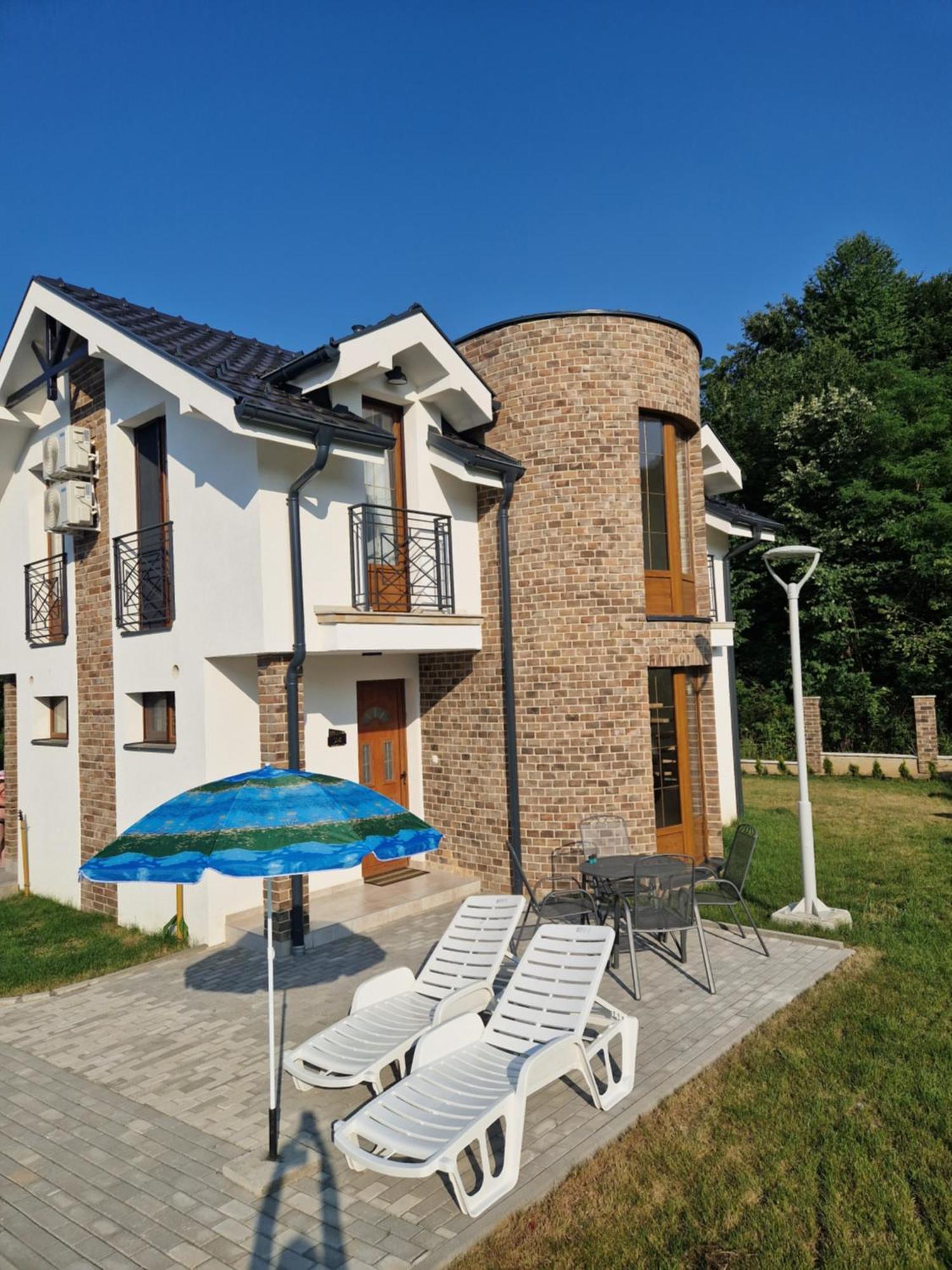Aparthotel Crown House à Vrnjačka Banja Extérieur photo