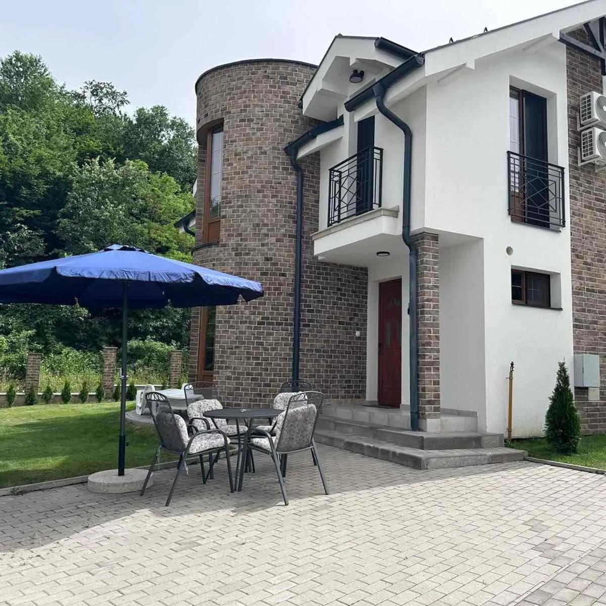 Aparthotel Crown House à Vrnjačka Banja Extérieur photo